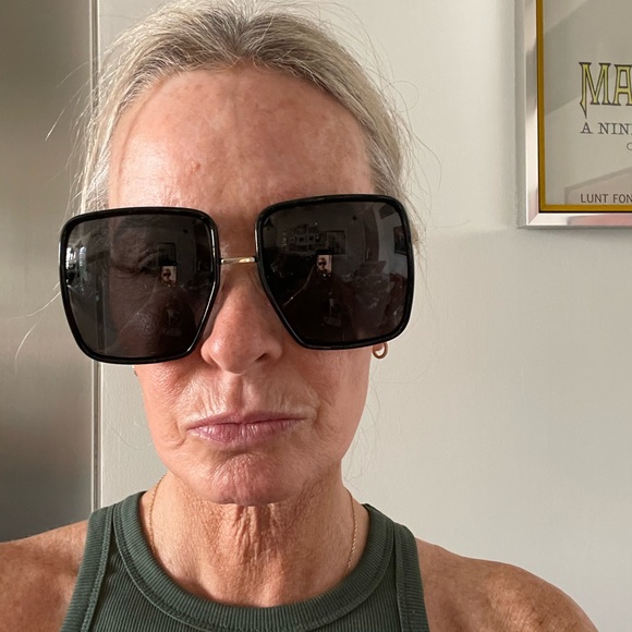 Fendi oversized square sunglasses main image 4